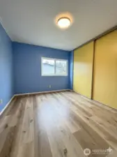 Welcome to Seashore Villa! Private Community Beach & Pool, in desirable Boston Harbor in Olympia, WA