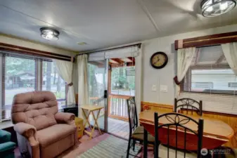 Entrance from large side deck