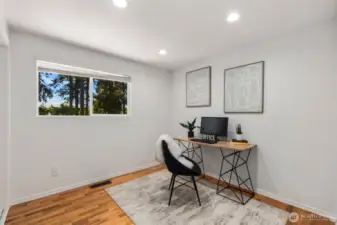 2nd Upstairs bedroom