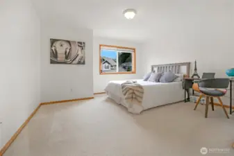 Bedroom 4 (Large) could be movie room too!