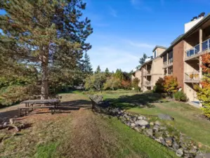 The beautiful grounds are yours to enjoy.