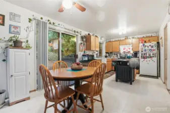 308 Dining Room & Kitchen