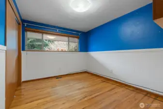 Bedroom #3, very light & bright with 2 windows.