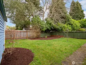 Tons of room for gardening!