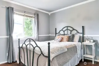 Upper bedroom 2