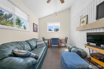 Bonus room with separate entrance