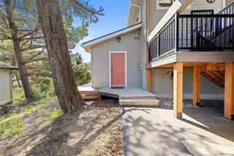 Bonus room entrance