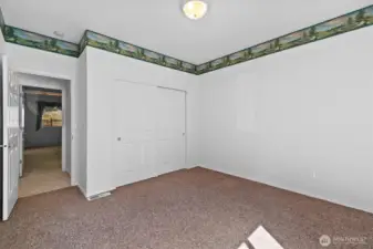 2nd BR Door & Closet