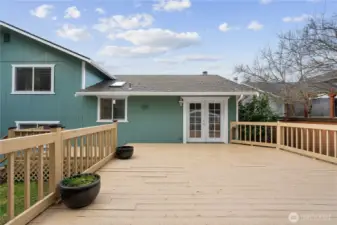 Have everyone over for summer entertaining