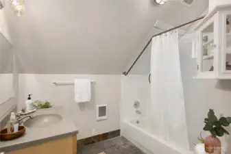The full bathroom in the separate bonus space.