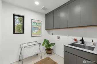 Spacious laundry room.