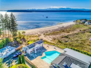 The clubhouse and the pool are just up from the beach!