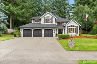 This is a neighborhood you will fall in love with!  Brimming with energy of all ages, Briarwood is where everyone wants to be.  Not only is it minutes from the Narrows Bridge for an easy commute, but it is also minutes to Uptown where you can find gourmet eateries, shopping, and all Gig Harbor amenities.