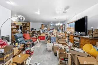 House Dining-Living Room area