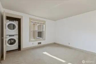 Washer and Dryer Included