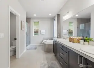 Primary Ensuite Bathroom (Upper Floor)