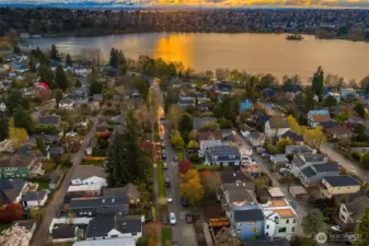 Just blocks to Green Lake