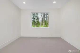 Bedroom 2 (Floor 2)