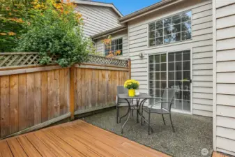 Another angle of the patio backyard.