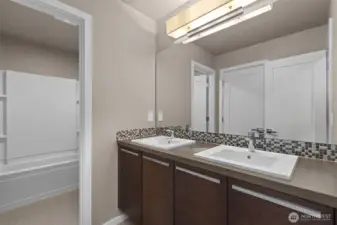 Shared 2nd floor bathroom