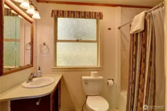Main bathroom