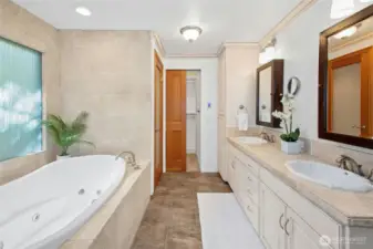 5-piece primary bath