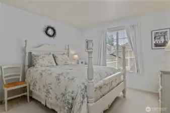 Second bed, faces courtyard