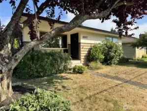 Welcome to this move-in ready home!