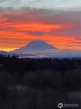 Mt Rainier sunrise