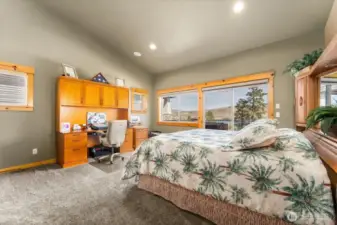 Spacious primary bedroom on the main floor.
