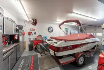 Heater garage space. Workbench & cabinets will not stay.