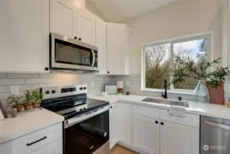 Quartz Counters and Tile Backsplash