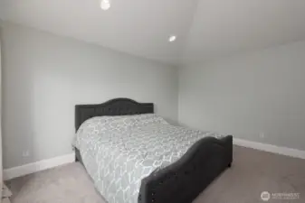 Master Bedrom
