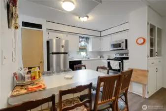 Kitchen with Eating Bar