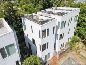 3642-A Interlake Ave N - Welcome! Built in 2020 - a rare Townhome resale built by gProjects.