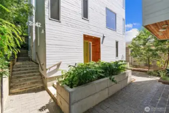 3642-A Interlake Ave N - Welcome!