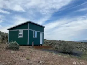 Parking area in front