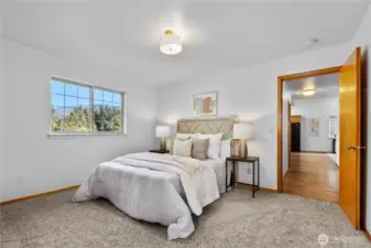 Spacious primary with ensuite bath