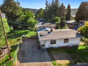 Views of Lake Washington on large lot.