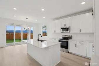 Actual Photos!! Ready to move in!