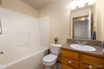 Primary bath