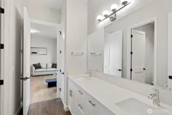 Double Sink Full Bath