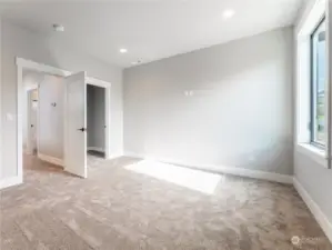 Bright and sunny third bedroom Upstairs