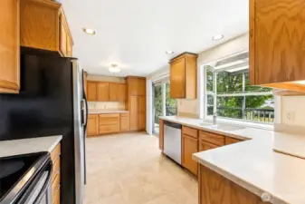 Updated kitchen with SS appliances.