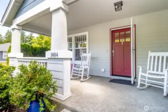 Perfectly charming entrance.