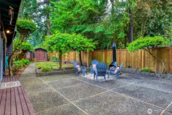 Patio... Seasonal Square Footage!