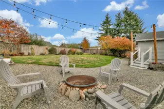 Wonderfull Fully Fenced back yard with fire pit.