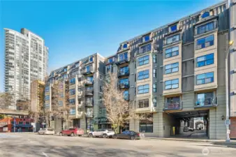 Well managed HOA, No rental cap, short term rental approved, 2 Reserved parking space, and Space Needle View from your unit make this unit so unique to find.