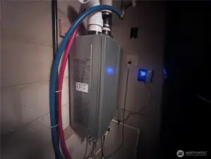 Tankless Hot Water