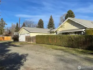 Side Street to Garage and Alley